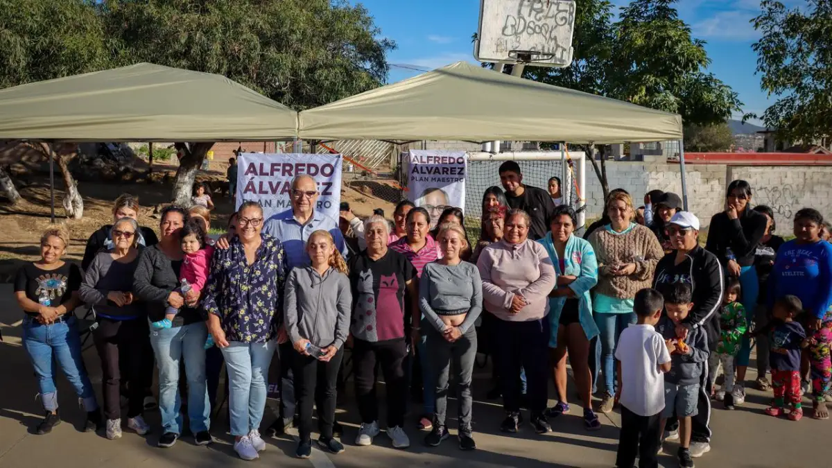 Realiza intensa jornada en Ensenada Alfredo Álvarez